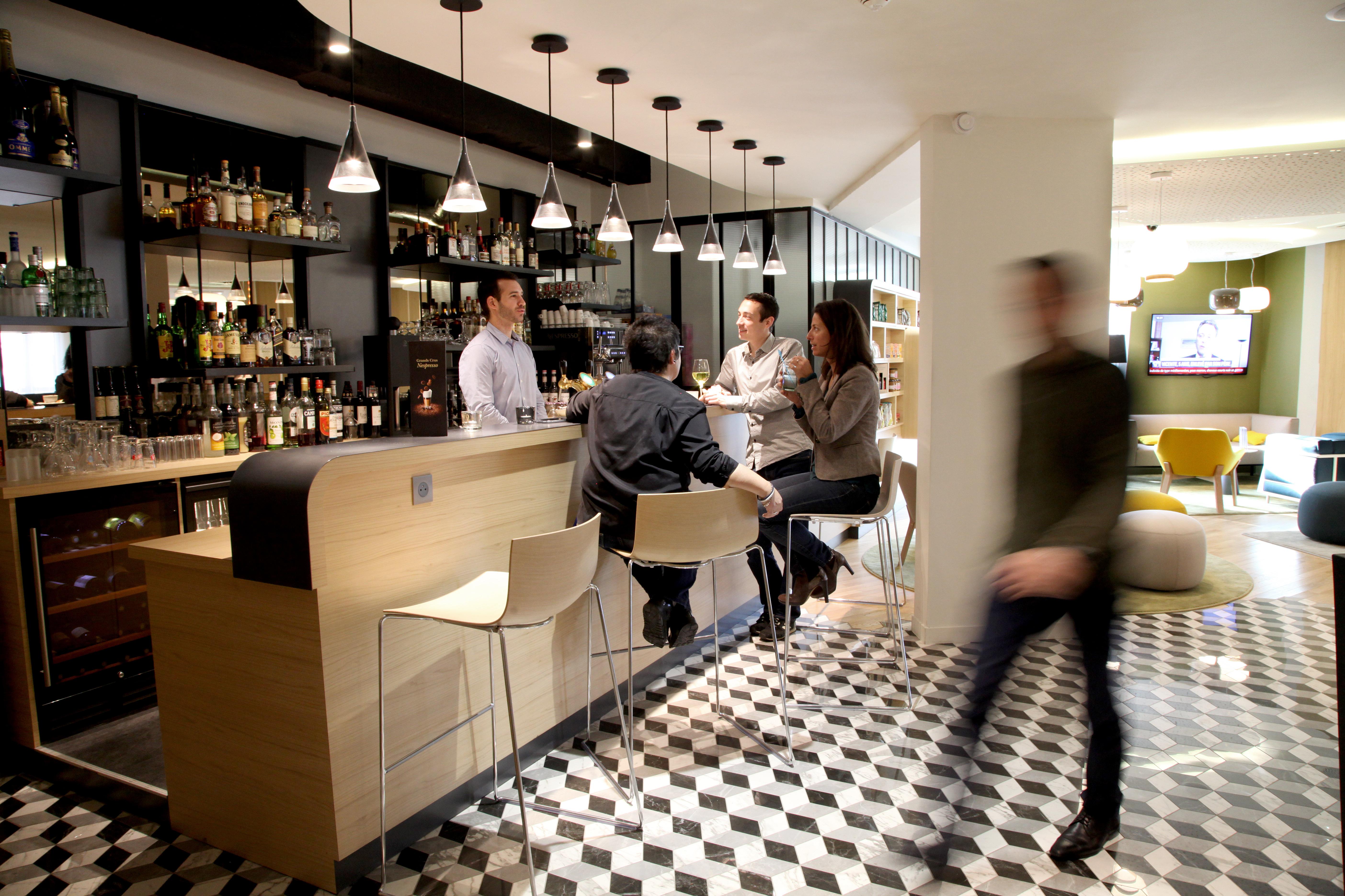 Mercure Nantes Centre Gare Экстерьер фото