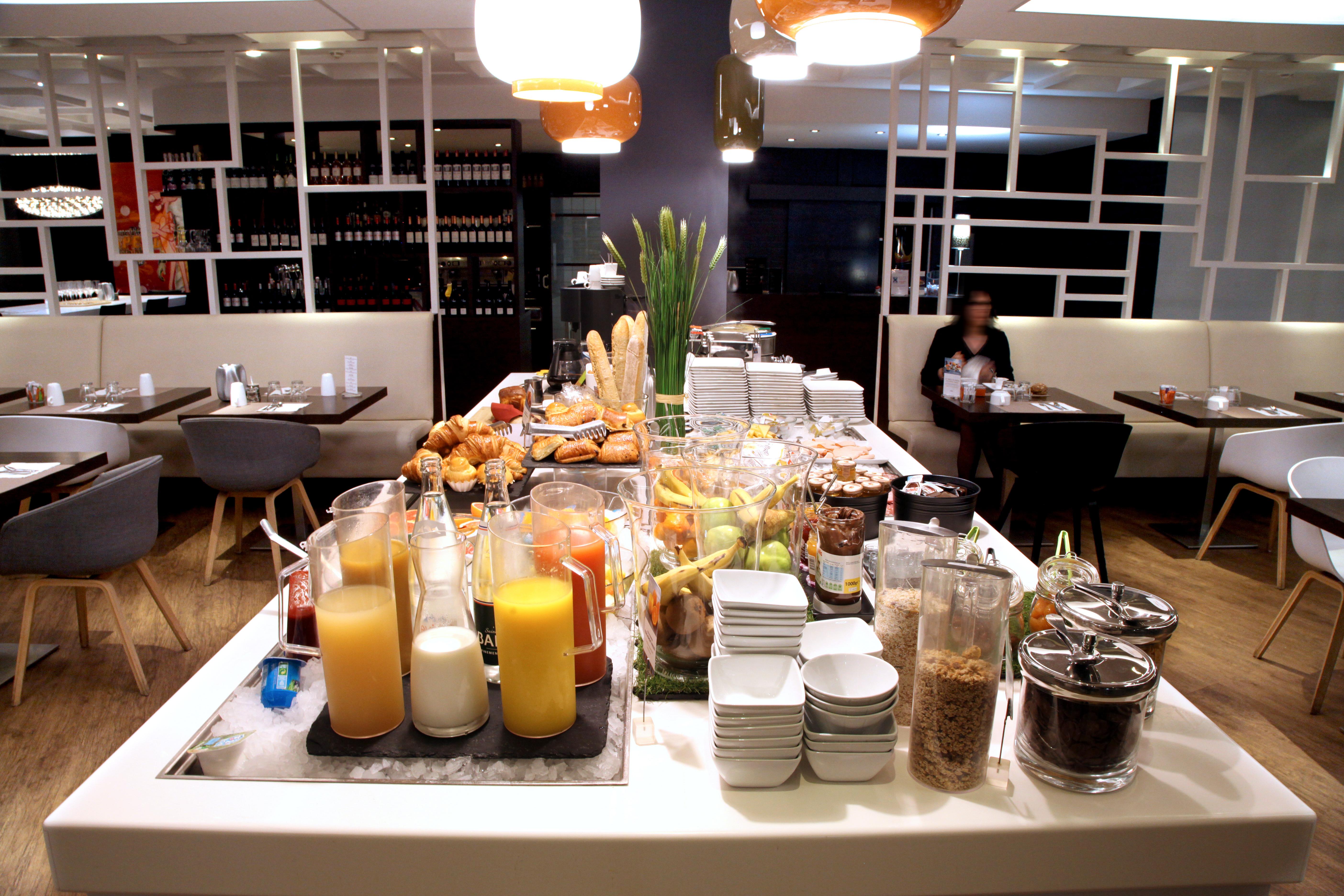 Mercure Nantes Centre Gare Экстерьер фото