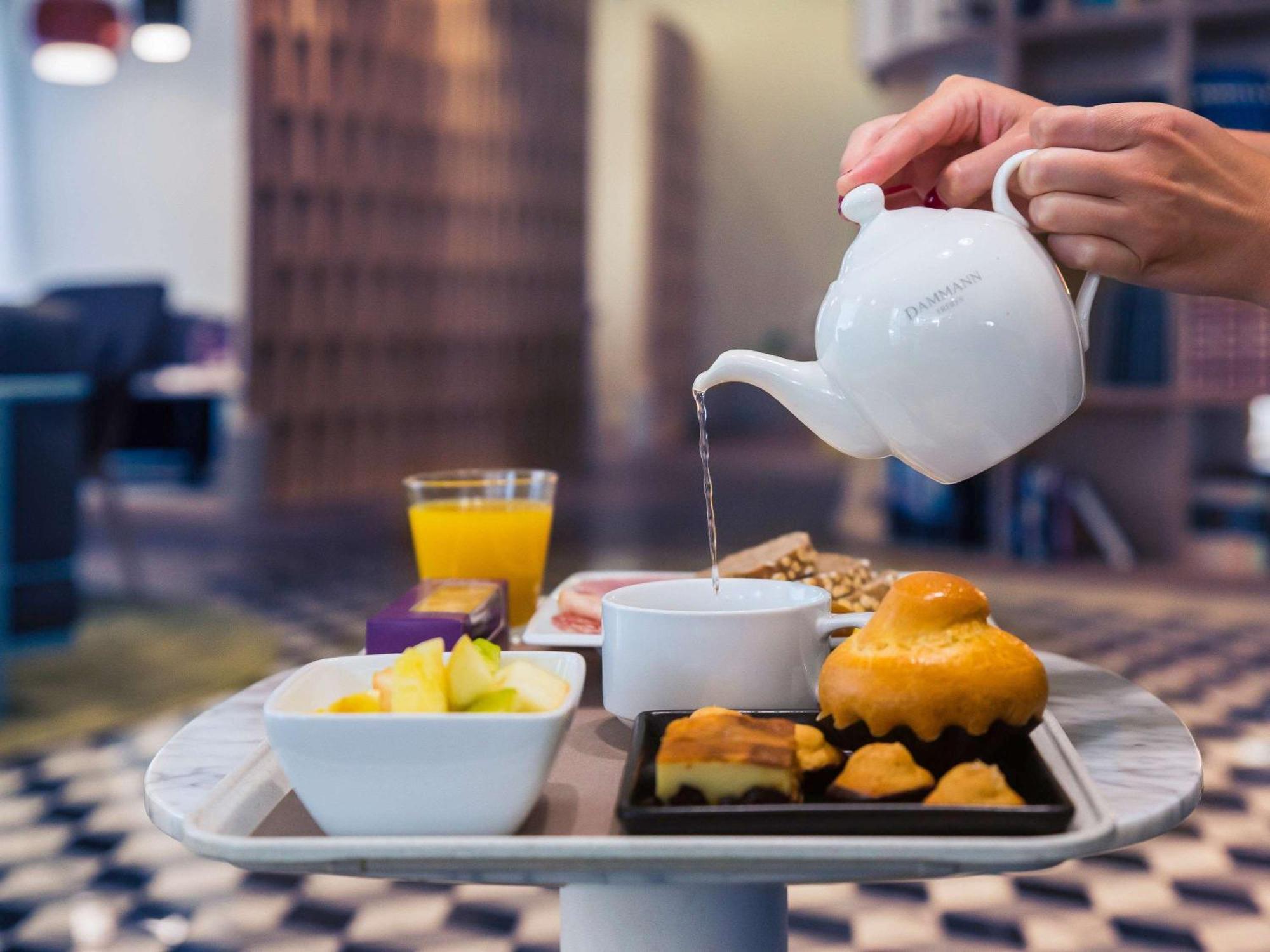 Mercure Nantes Centre Gare Экстерьер фото