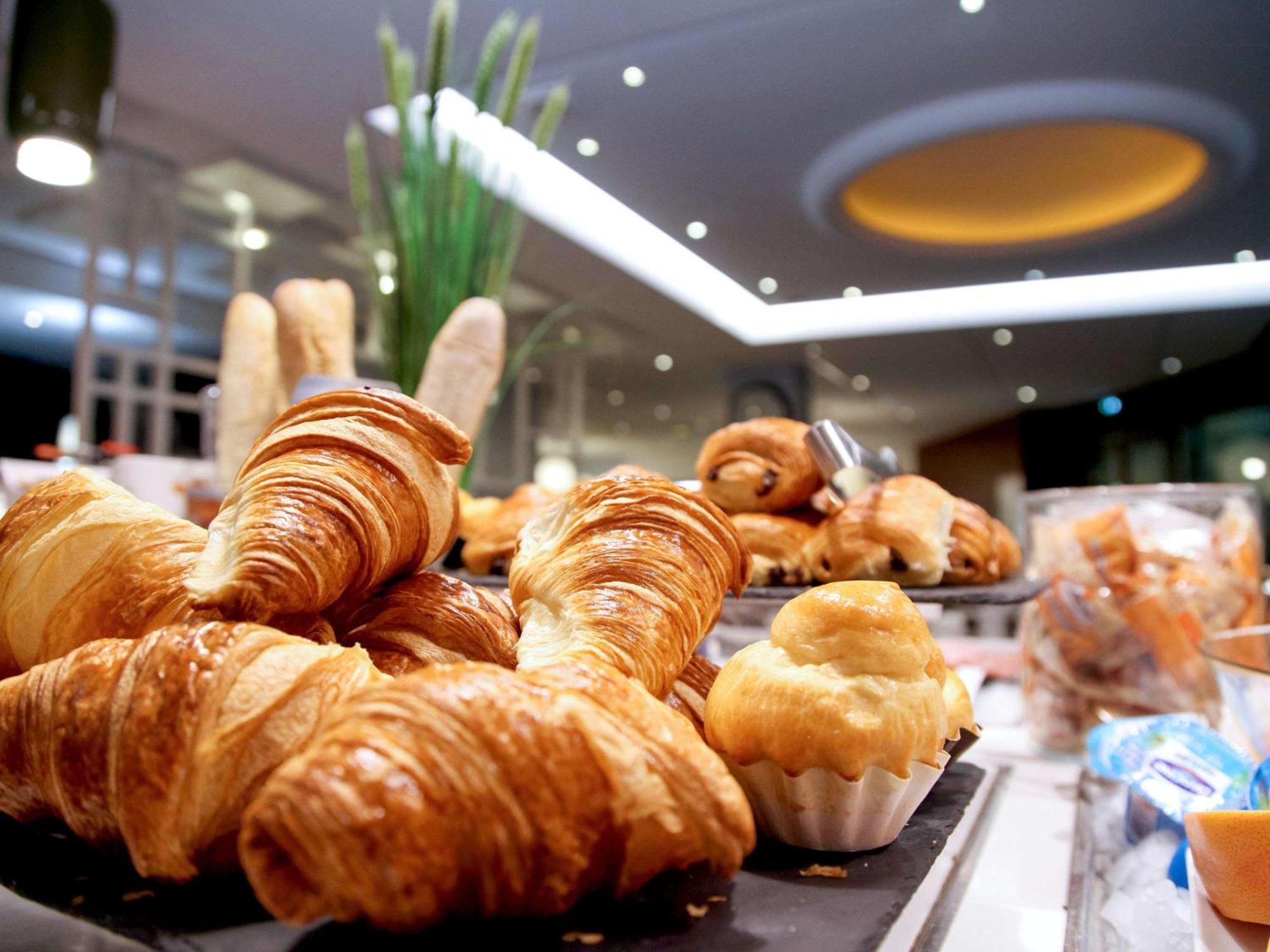 Mercure Nantes Centre Gare Экстерьер фото