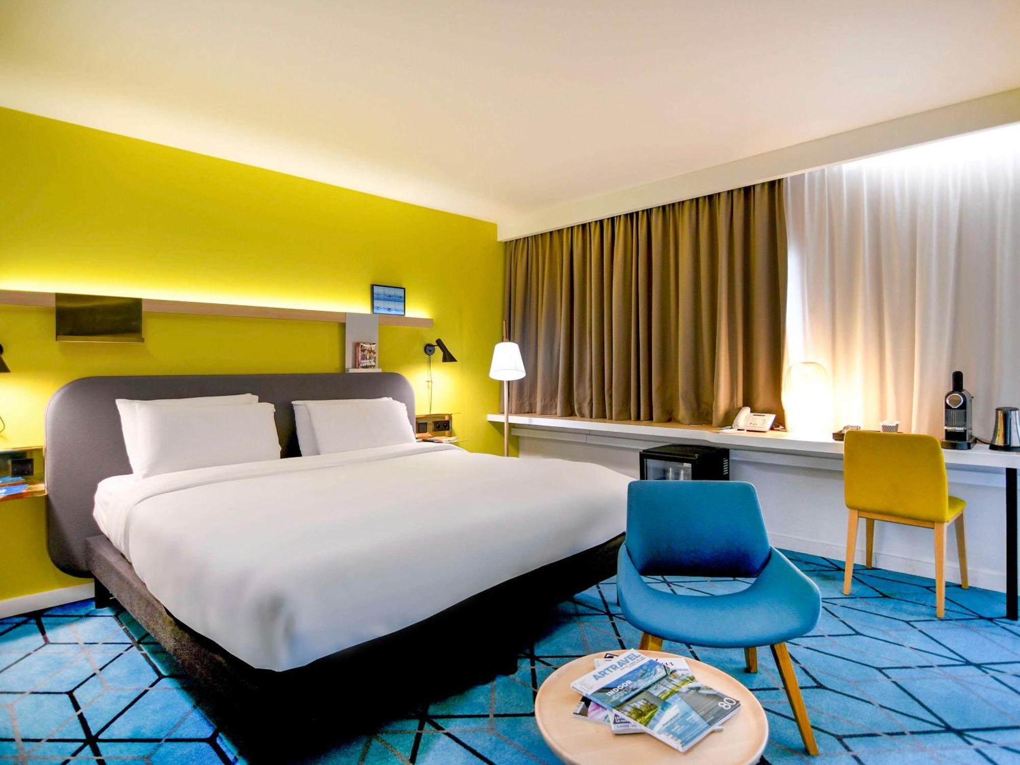 Mercure Nantes Centre Gare Экстерьер фото