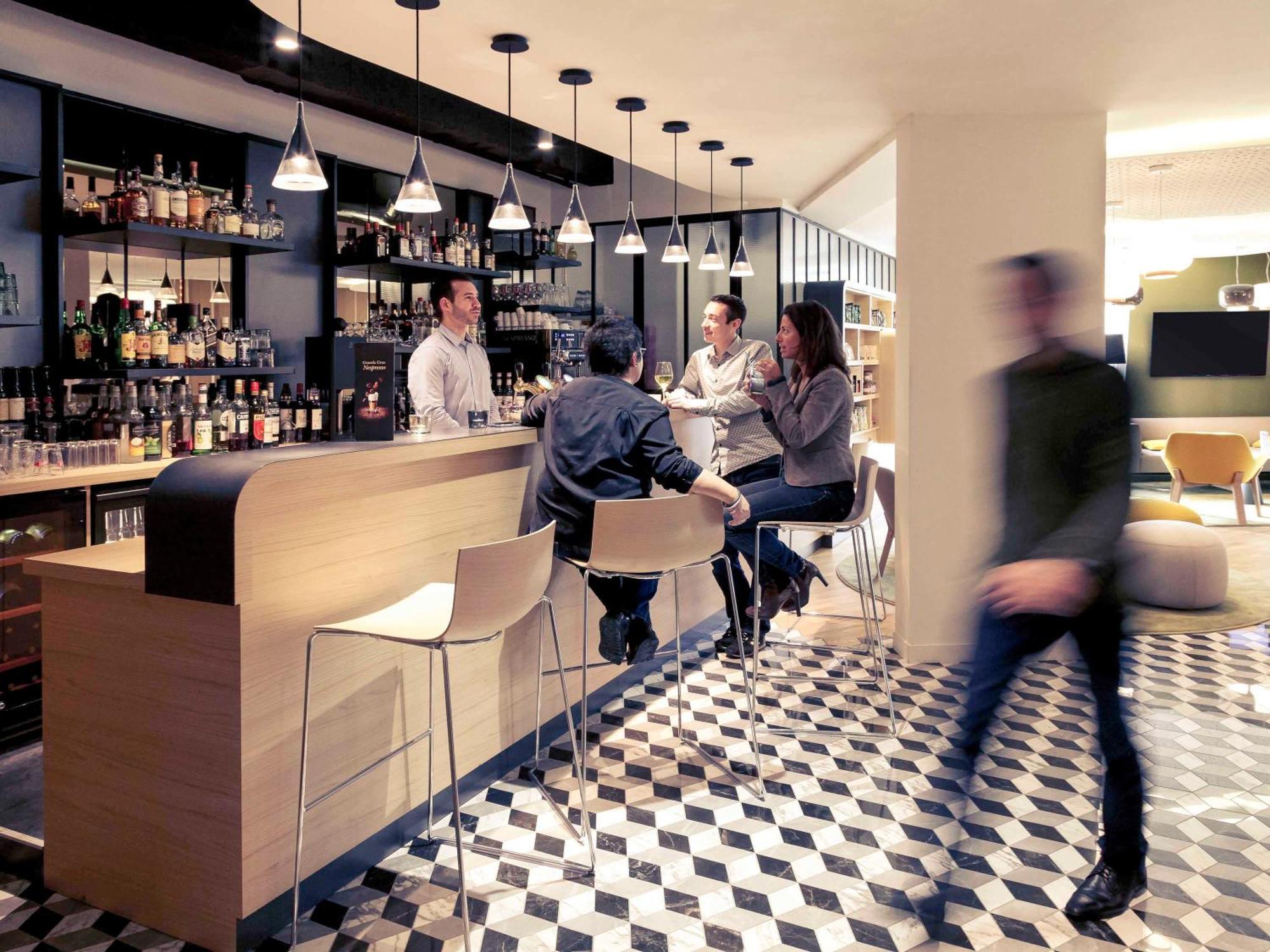 Mercure Nantes Centre Gare Экстерьер фото